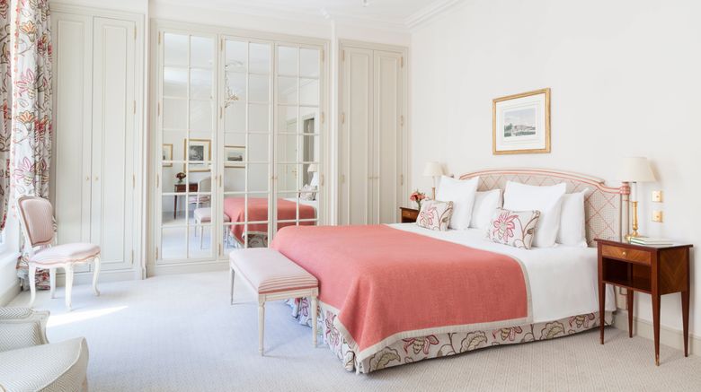 <b>Hotel Le Bristol Room</b>. Images powered by <a href=https://www.travelagewest.com/Hotels/Paris/