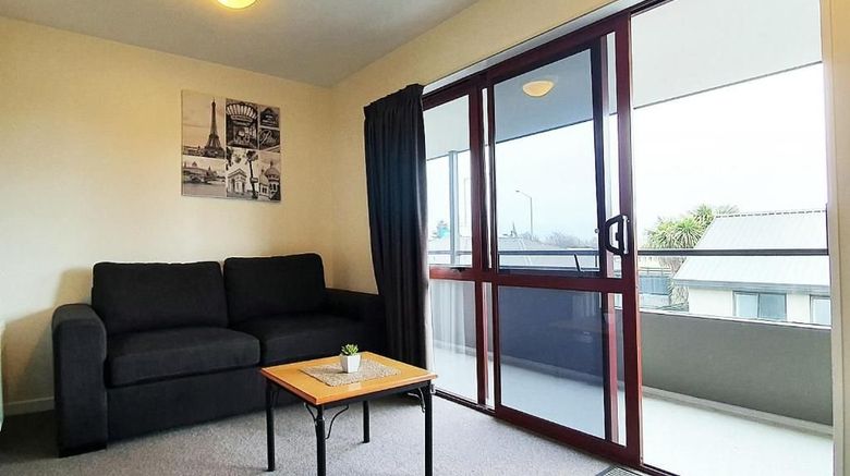 <b>Airways Motel Room</b>. Images powered by <a href="https://www.leonardoworldwide.com/" title="Leonardo Worldwide" target="_blank">Leonardo</a>.