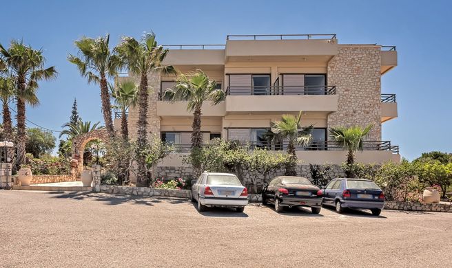 Creta Vitalis Exterior
