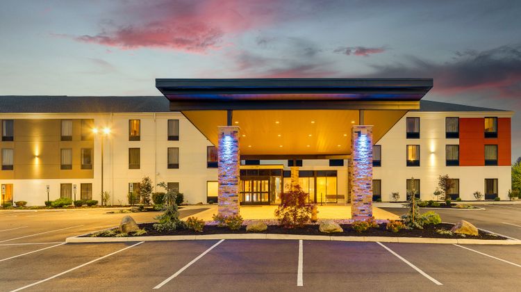 Holiday Inn Express Hotel & Suites-Troy Exterior