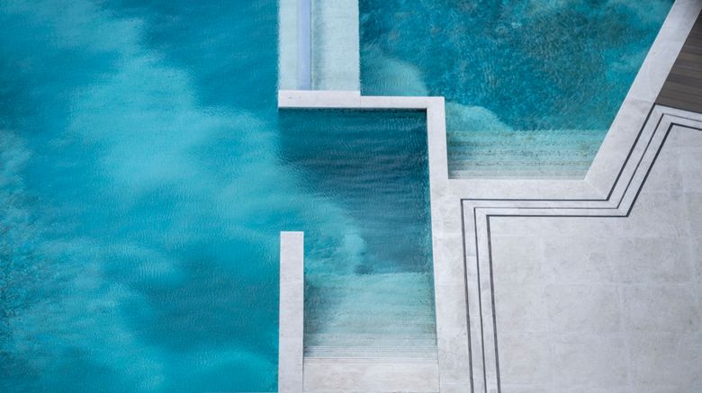 <b>Crowne Plaza Shenzhen WECC Pool</b>. Images powered by <a href="https://www.leonardoworldwide.com/" title="Leonardo Worldwide" target="_blank">Leonardo</a>.