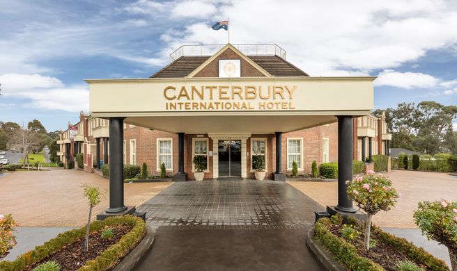 Canterbury International Hotel Exterior