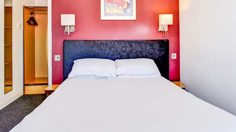 <b>OYO Blue Inn Room</b>. Images powered by <a href="https://www.leonardoworldwide.com/" title="Leonardo Worldwide" target="_blank">Leonardo</a>.