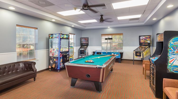 Wyndham Branson at the Meadows Recreation