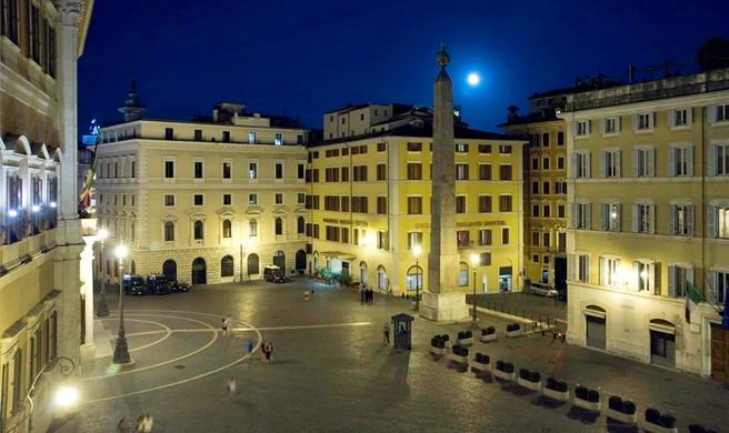 Colonna Palace Hotel Exterior