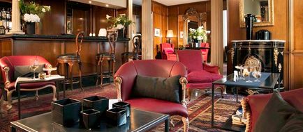 Colonna Palace Hotel Lobby