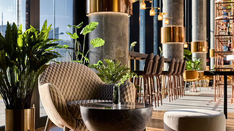 <b>Crowne Plaza Warsaw - The HUB Lobby</b>. Images powered by <a href="https://www.leonardoworldwide.com/" title="Leonardo Worldwide" target="_blank">Leonardo</a>.