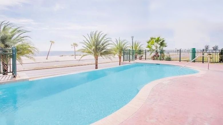 <b>Holiday Inn Express Gulfport Beach Pool</b>. Images powered by <a href="https://www.leonardoworldwide.com/" title="Leonardo Worldwide" target="_blank">Leonardo</a>.