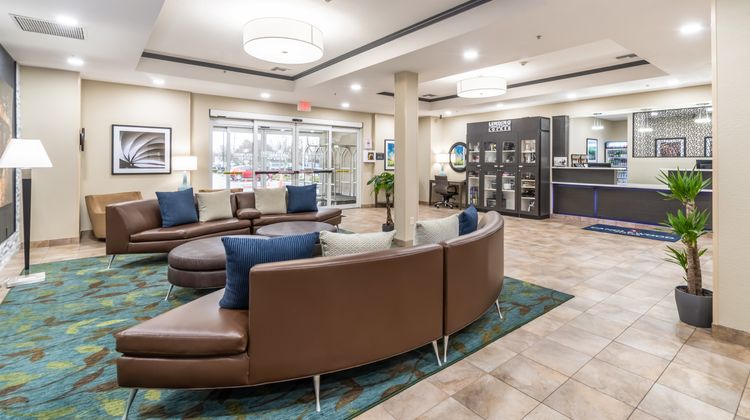 Candlewood Suites Portland Airport Lobby
