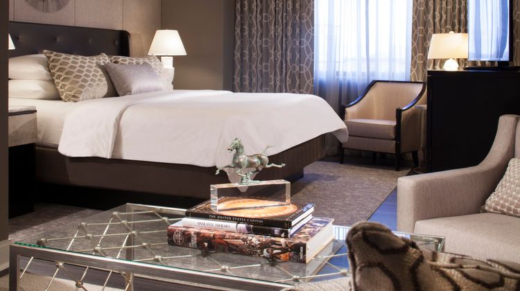 Melrose Georgetown Hotel Suite