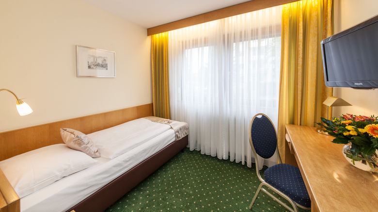 <b>Novum Hotel Strohgaeu Room</b>. Images powered by <a href="https://www.leonardoworldwide.com/" title="Leonardo Worldwide" target="_blank">Leonardo</a>.