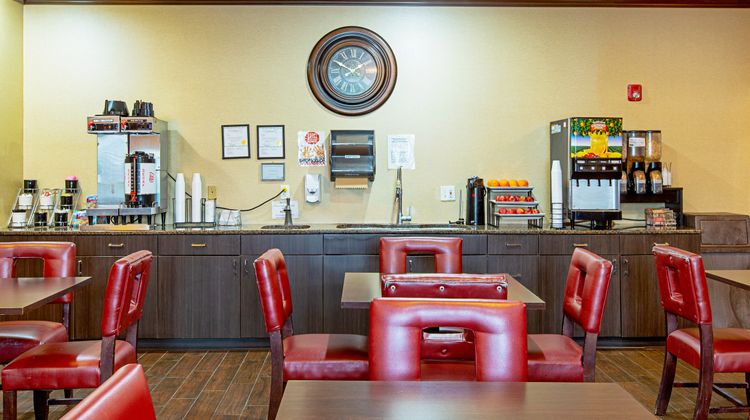 Red Roof PLUS+ Omaha - Council Bluffs Restaurant