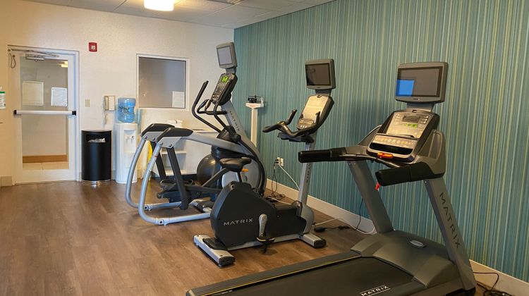 Holiday Inn Express & Stes Health Club