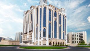 Al Jaddaf Rotana Suite Hotel