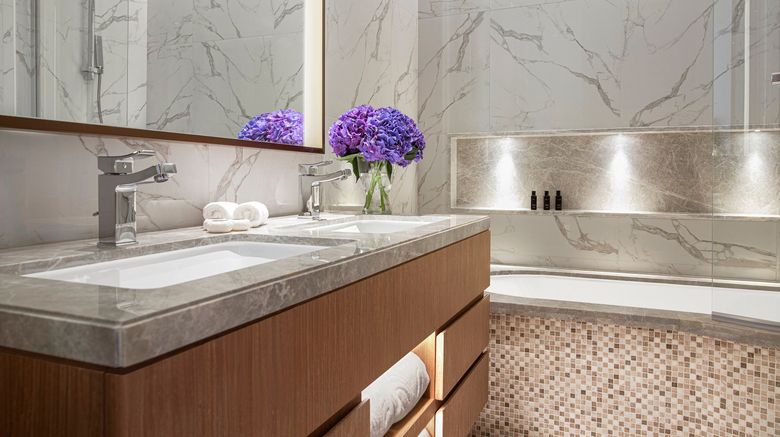 <b>Al Jaddaf Rotana Suite Hotel Room</b>. Images powered by <a href="https://www.leonardoworldwide.com/" title="Leonardo Worldwide" target="_blank">Leonardo</a>.