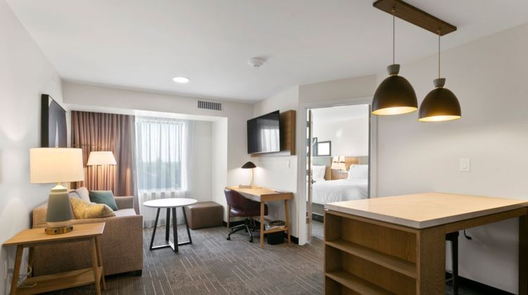 Staybridge Suites Airport Area-Tyvola Suite