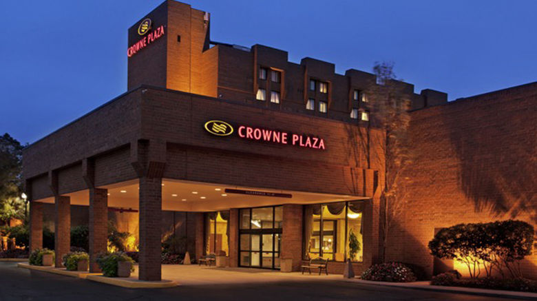 <b>Crowne Plaza Columbus North Worthington Exterior</b>. Images powered by <a href="https://www.leonardoworldwide.com/" title="Leonardo Worldwide" target="_blank">Leonardo</a>.
