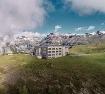 Chetzeron Hotel Exterior