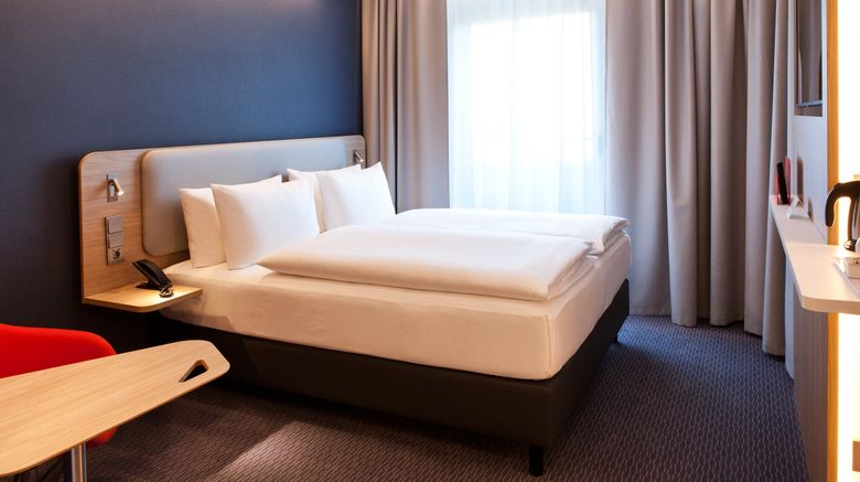 <b>Holiday Inn Express Munich-Olching Room</b>. Images powered by <a href="https://www.leonardoworldwide.com/" title="Leonardo Worldwide" target="_blank">Leonardo</a>.