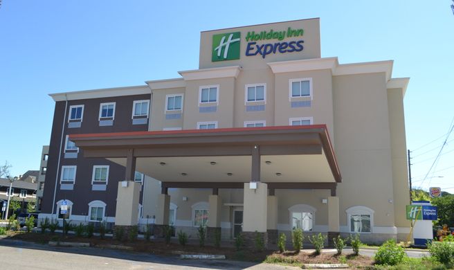 Holiday Inn Express University Central Exterior