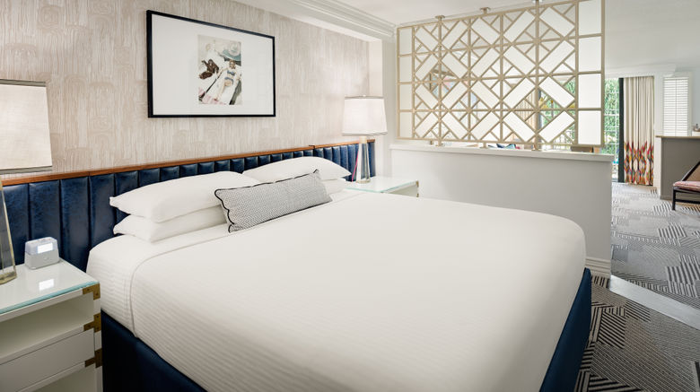 <b>Le Parc at Melrose Suite</b>. Images powered by <a href="https://www.leonardoworldwide.com/" title="Leonardo Worldwide" target="_blank">Leonardo</a>.