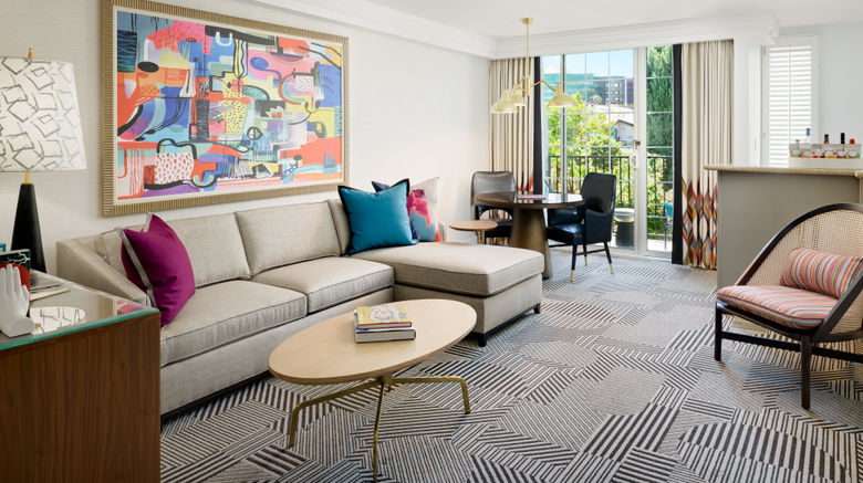<b>Le Parc at Melrose Suite</b>. Images powered by <a href="https://www.leonardoworldwide.com/" title="Leonardo Worldwide" target="_blank">Leonardo</a>.