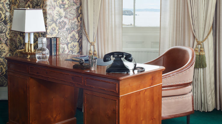 Marine & Lawn North Berwick Room