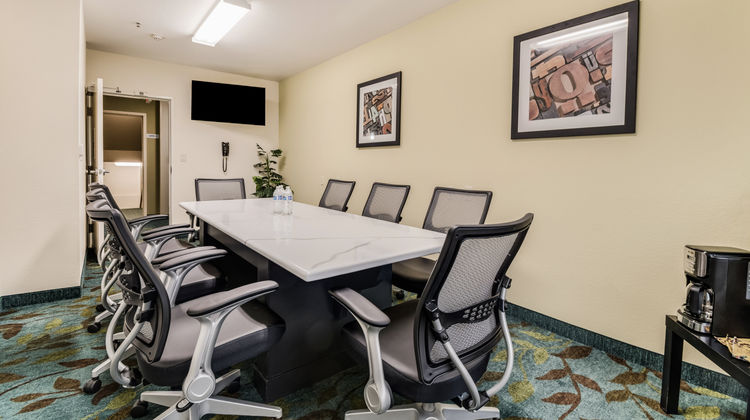 Candlewood Suites Portland Airport Meeting