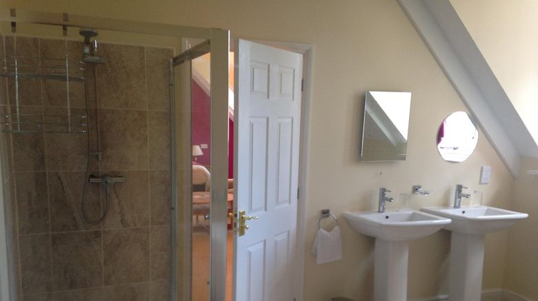 <b>Scalford Hall Hotel Room</b>. Images powered by <a href="https://www.leonardoworldwide.com/" title="Leonardo Worldwide" target="_blank">Leonardo</a>.