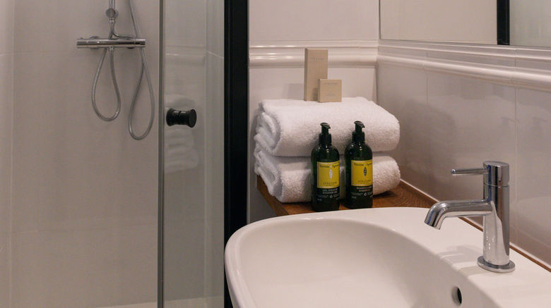 <b>Le Milie Rose Hotel Room</b>. Images powered by <a href="https://www.leonardoworldwide.com/" title="Leonardo Worldwide" target="_blank">Leonardo</a>.