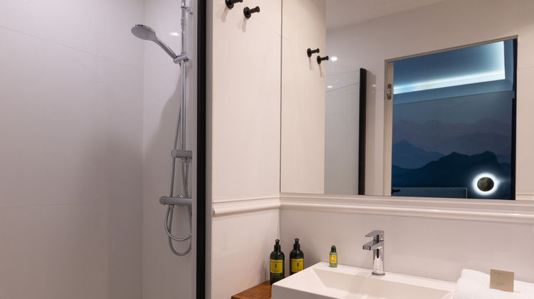 Le Milie Rose Hotel Room