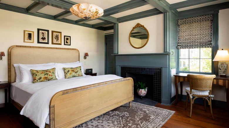 <b>Life House Nantucket Room</b>. Images powered by <a href="https://www.leonardoworldwide.com/" title="Leonardo Worldwide" target="_blank">Leonardo</a>.