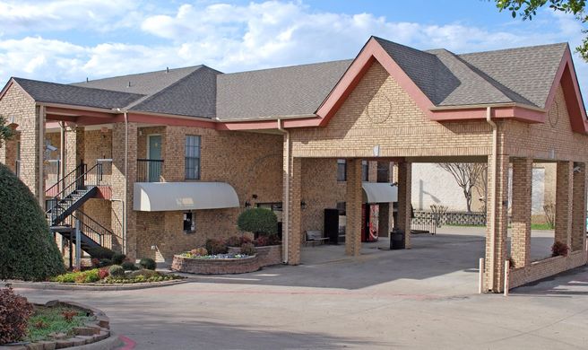 Scottish Inns DeSoto Exterior