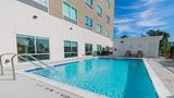 Holiday Inn Exp-Stes North I-45 Spring Pool