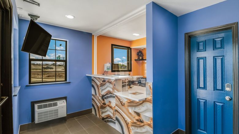 <b>Scottish Inns Carrollton Lobby</b>. Images powered by <a href="https://www.leonardoworldwide.com/" title="Leonardo Worldwide" target="_blank">Leonardo</a>.