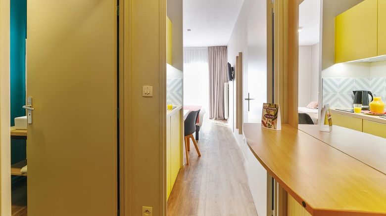 <b>Appart'City Blois Room</b>. Images powered by <a href="https://www.leonardoworldwide.com/" title="Leonardo Worldwide" target="_blank">Leonardo</a>.
