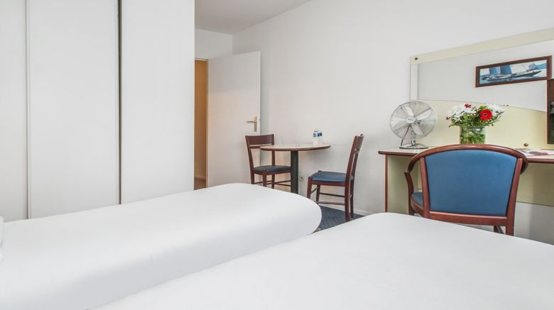 <b>Appart'City Blois Room</b>. Images powered by <a href="https://www.leonardoworldwide.com/" title="Leonardo Worldwide" target="_blank">Leonardo</a>.