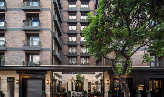 The Singular Exterior