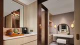 <b>InterContinental Chongqing Raffles City Suite</b>. Images powered by <a href="https://www.leonardoworldwide.com/" title="Leonardo Worldwide" target="_blank">Leonardo</a>.