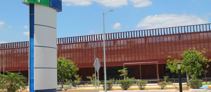 Holiday Inn Express Merida Exterior