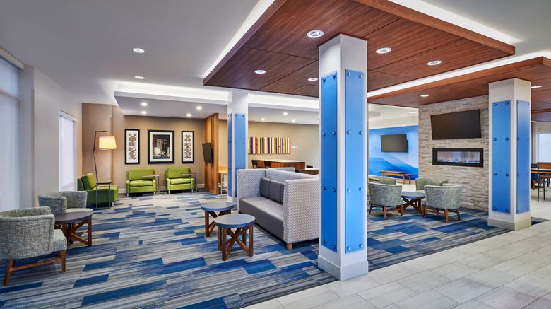 <b>Holiday Inn Express & Suites Lakeshore Lobby</b>. Images powered by <a href="https://www.leonardoworldwide.com/" title="Leonardo Worldwide" target="_blank">Leonardo</a>.