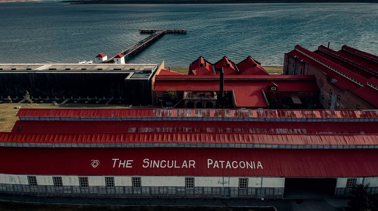 <b>The Singular Patagonia Exterior</b>. Images powered by <a href="https://www.leonardoworldwide.com/" title="Leonardo Worldwide" target="_blank">Leonardo</a>.
