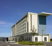City North Hotel and Conference Centre Exterior