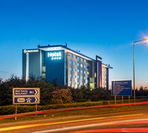 City North Hotel and Conference Centre Exterior