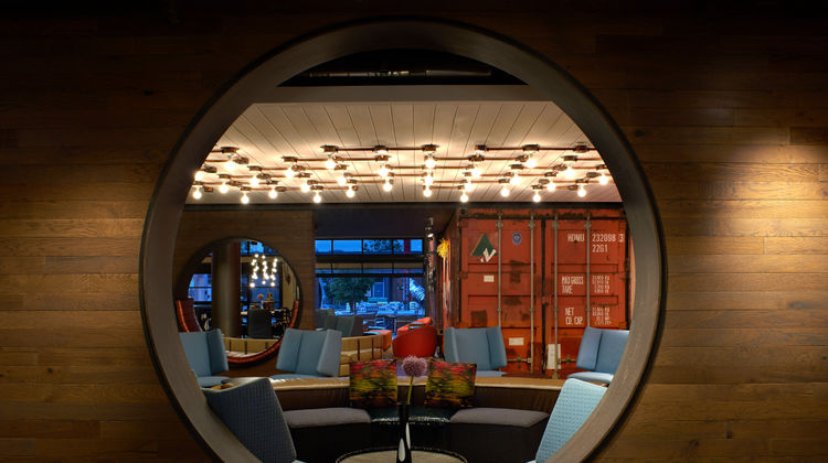 Hotel Zephyr San Francisco Lobby