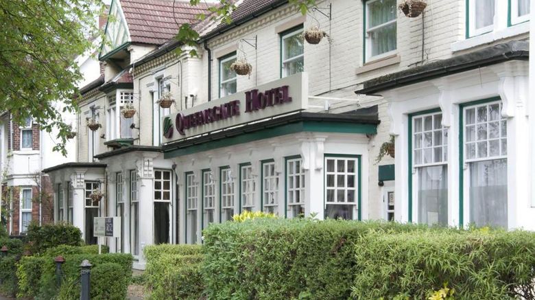 <b>Queensgate Hotel Exterior</b>. Images powered by <a href="https://www.leonardoworldwide.com/" title="Leonardo Worldwide" target="_blank">Leonardo</a>.