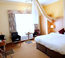 Queensgate Hotel Room