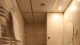 Gwarna Hotel Room