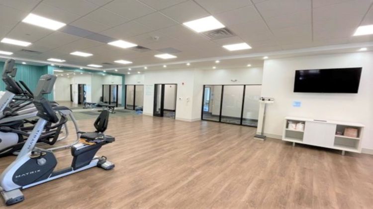 Holiday Inn Express Fall River North Health Club