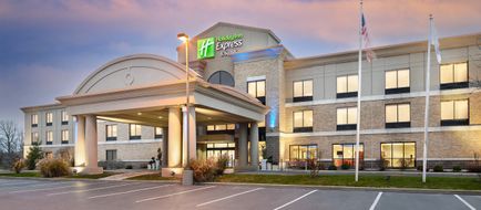 Holiday Inn Express & Suites Seymour Exterior
